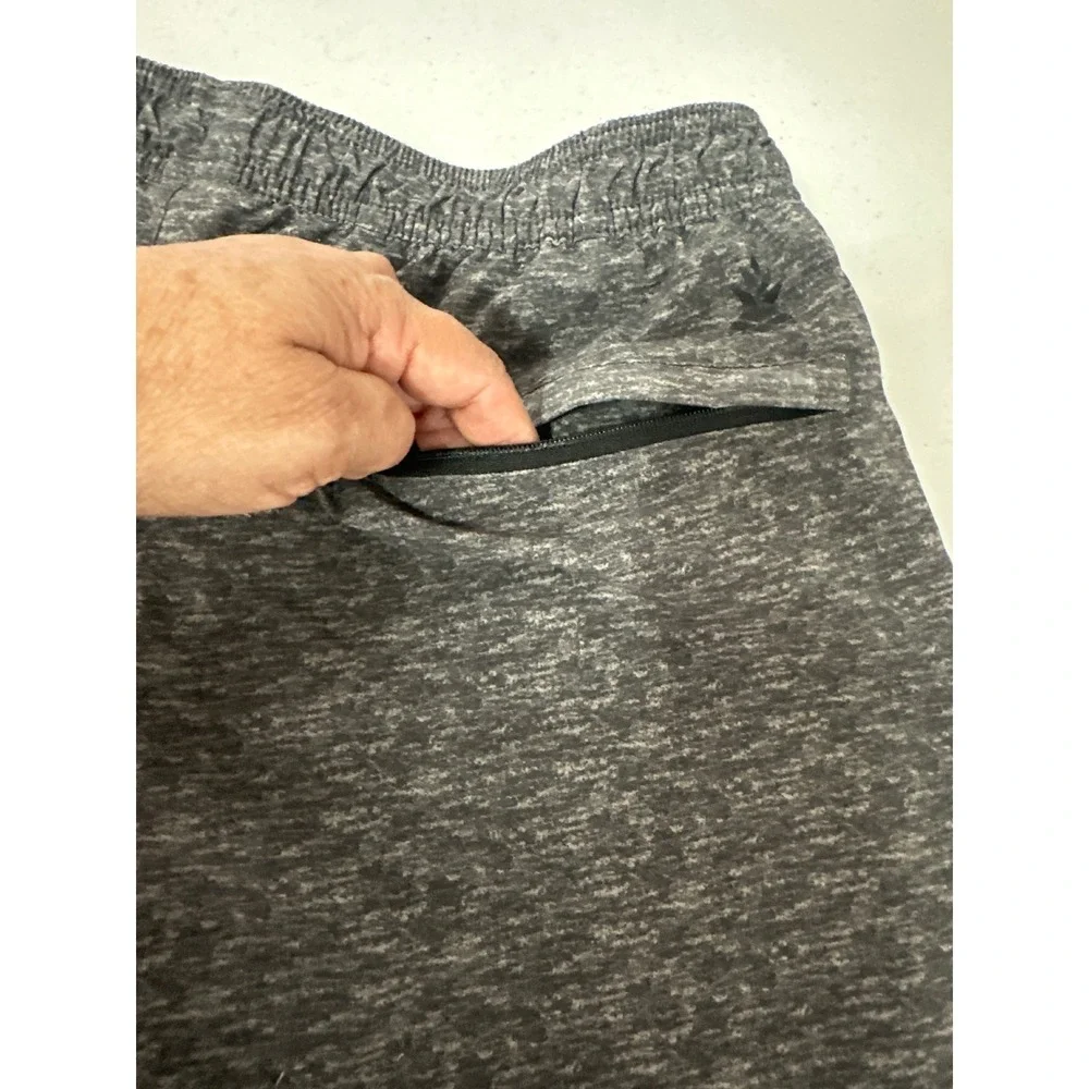 Chubbies Mens Ultimate Training Shorts Charcoal Gray Space Dye 7 Inseam Medium - Picture 5 of 8